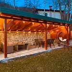 Cavljak Retreat,
