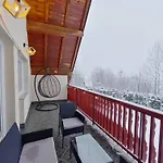 Cavljak Retreat, * Sarajevo