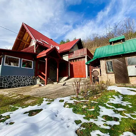 Дом отдыха Cavljak Retreat Sarajevo - Mountain Home - Jakuzzi