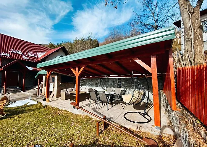 Cavljak Retreat, * Sarajevo