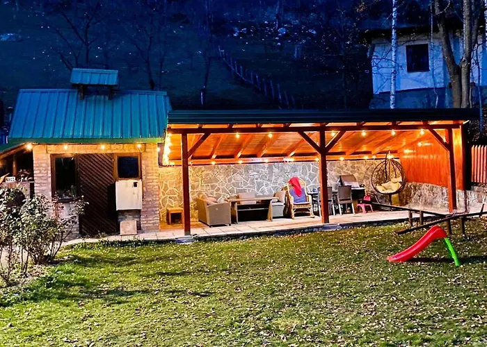 Holiday home Cavljak Retreat, *
