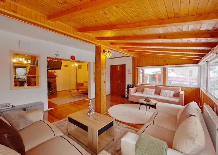 Holiday home Cavljak Retreat, *